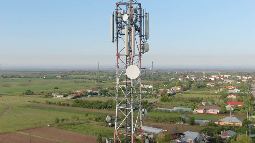 Vodafone and Orange announce the successful expansion of the pilot project for the shared 4G Open RAN network in certain rural areas in Romania, including fully virtualized 2G technology