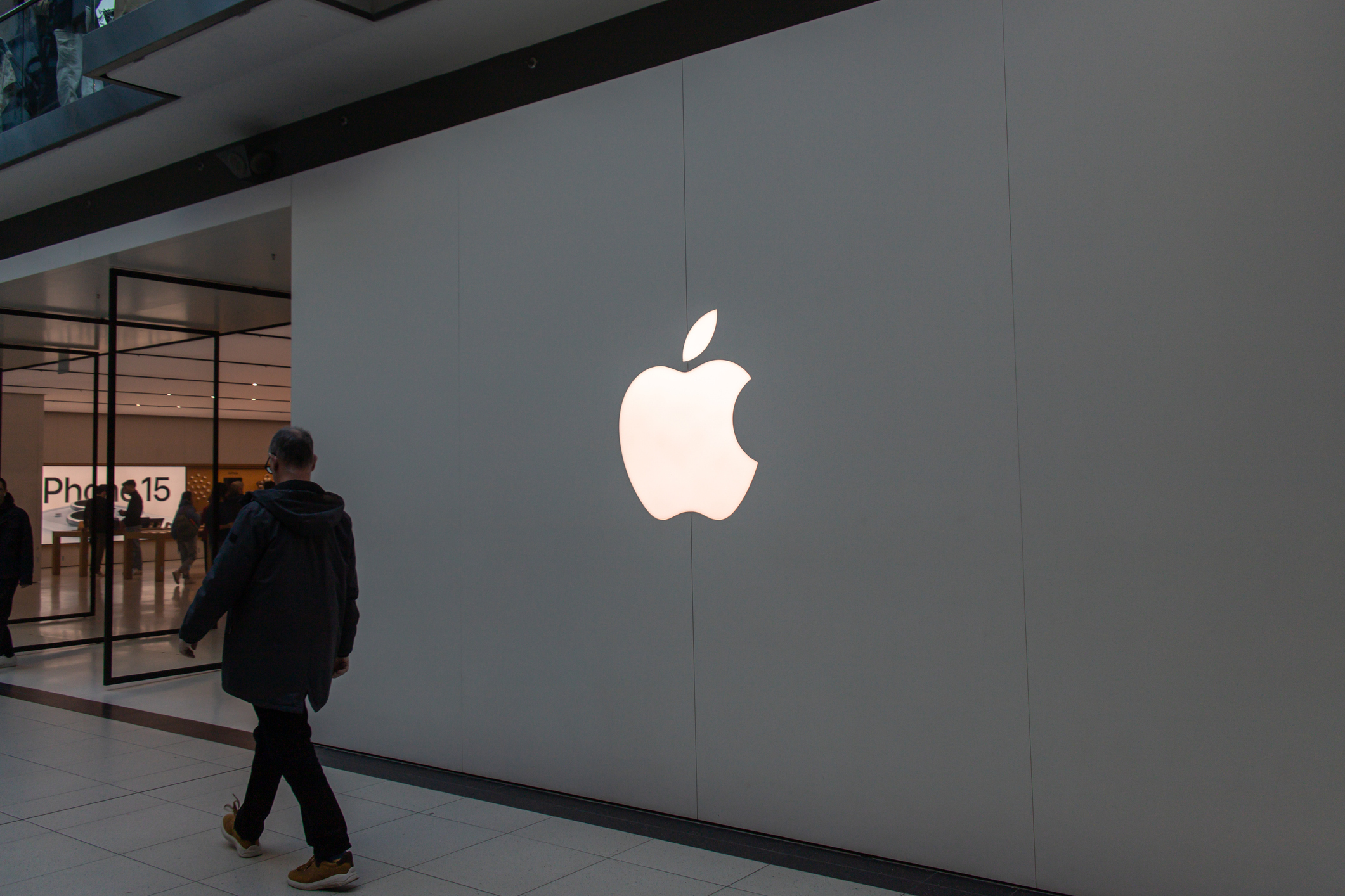 The store front of Apple Store at the CF Toronto Eaton Centre.